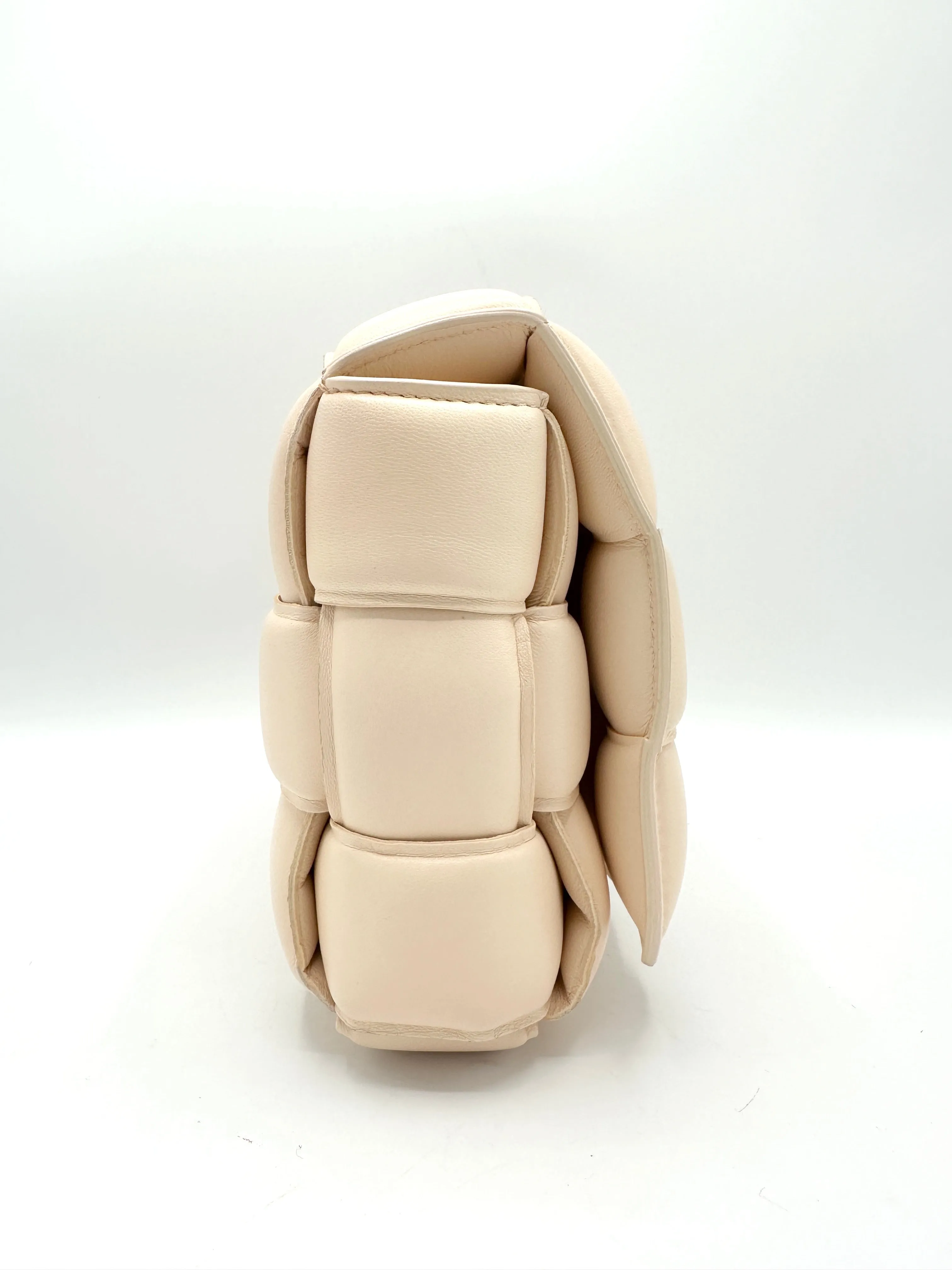 Melon Intrecciato Padded Cassette