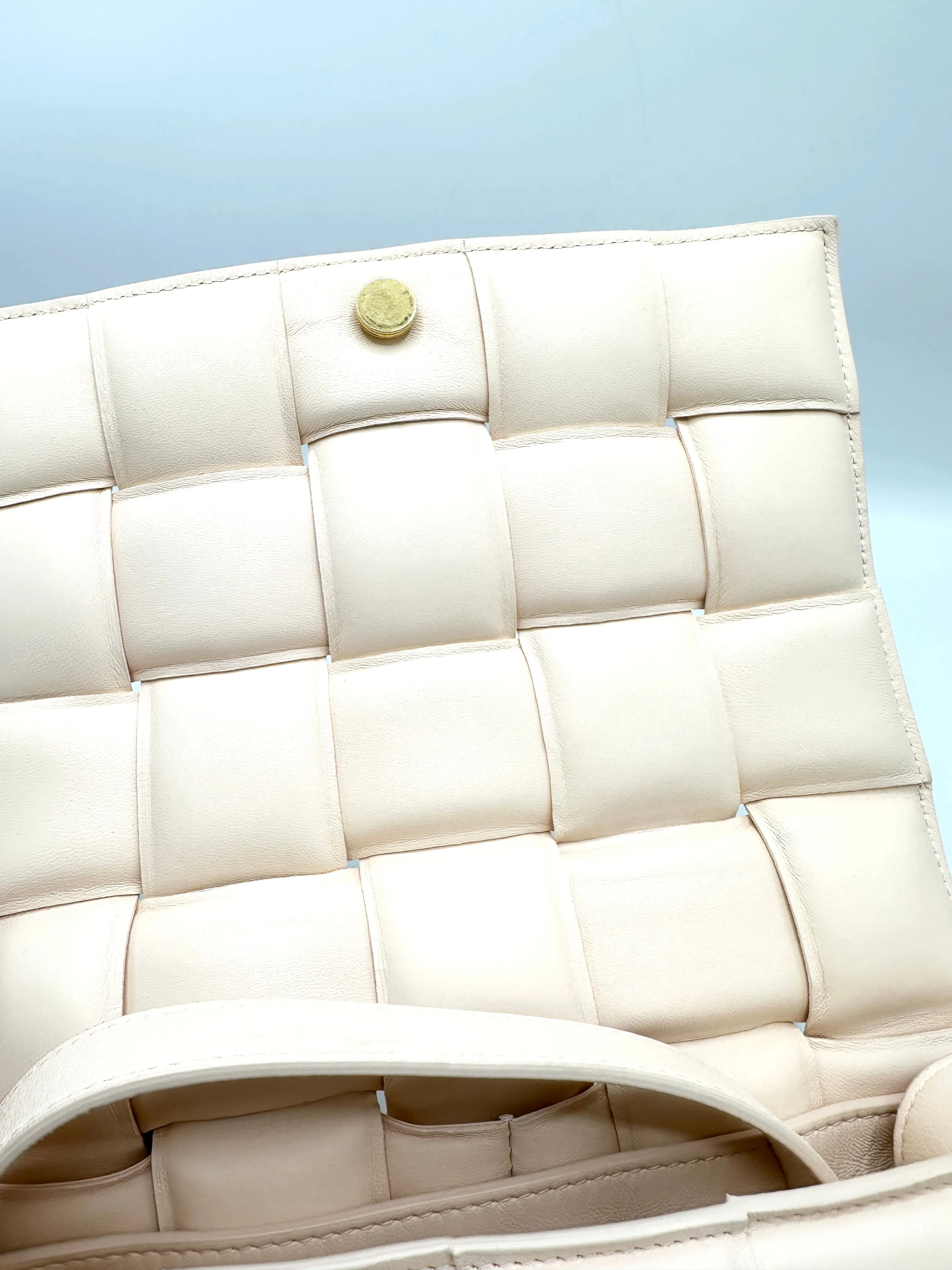 Melon Intrecciato Padded Cassette