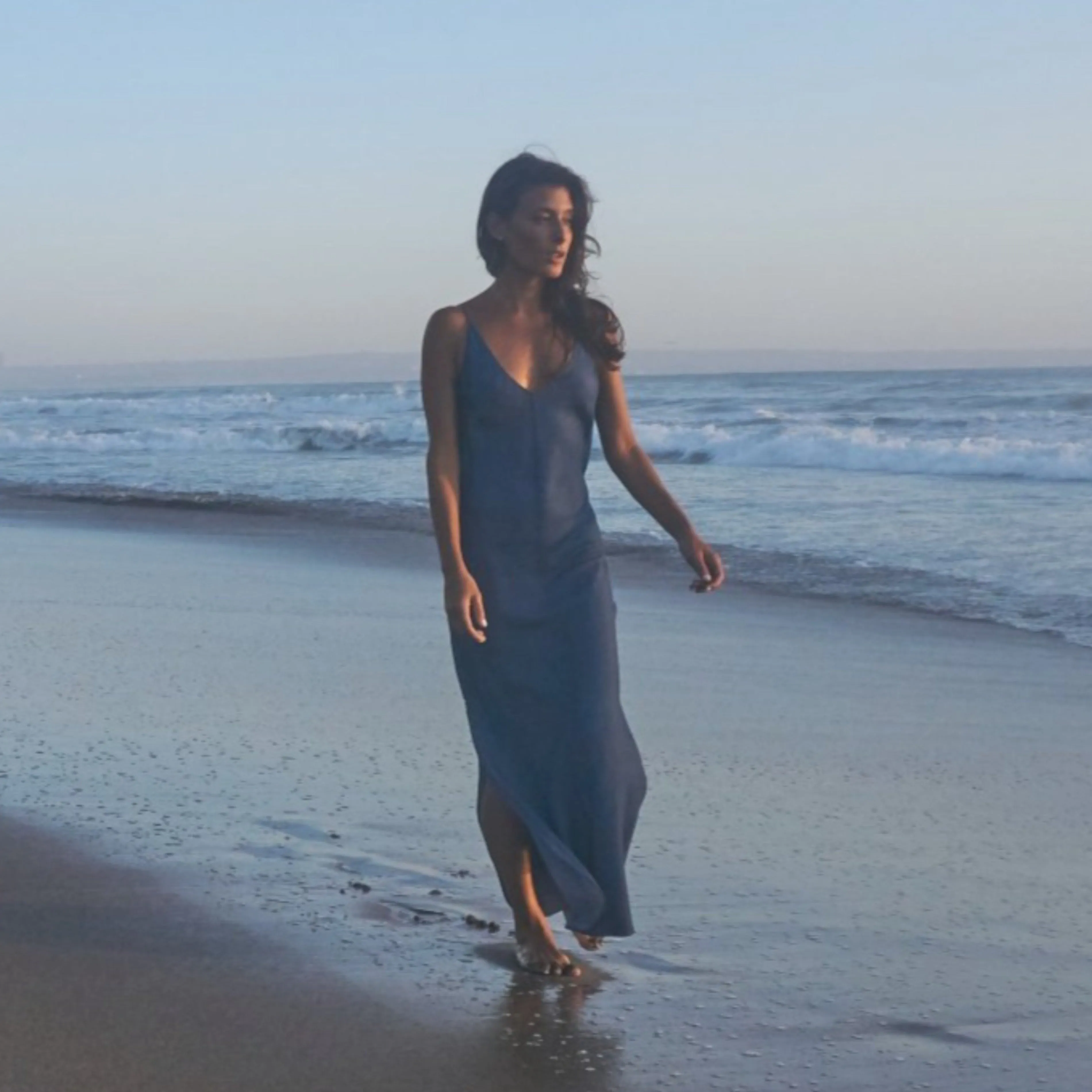 RINKI V LONG SLIP DRESS - Tencel Denim | Blue