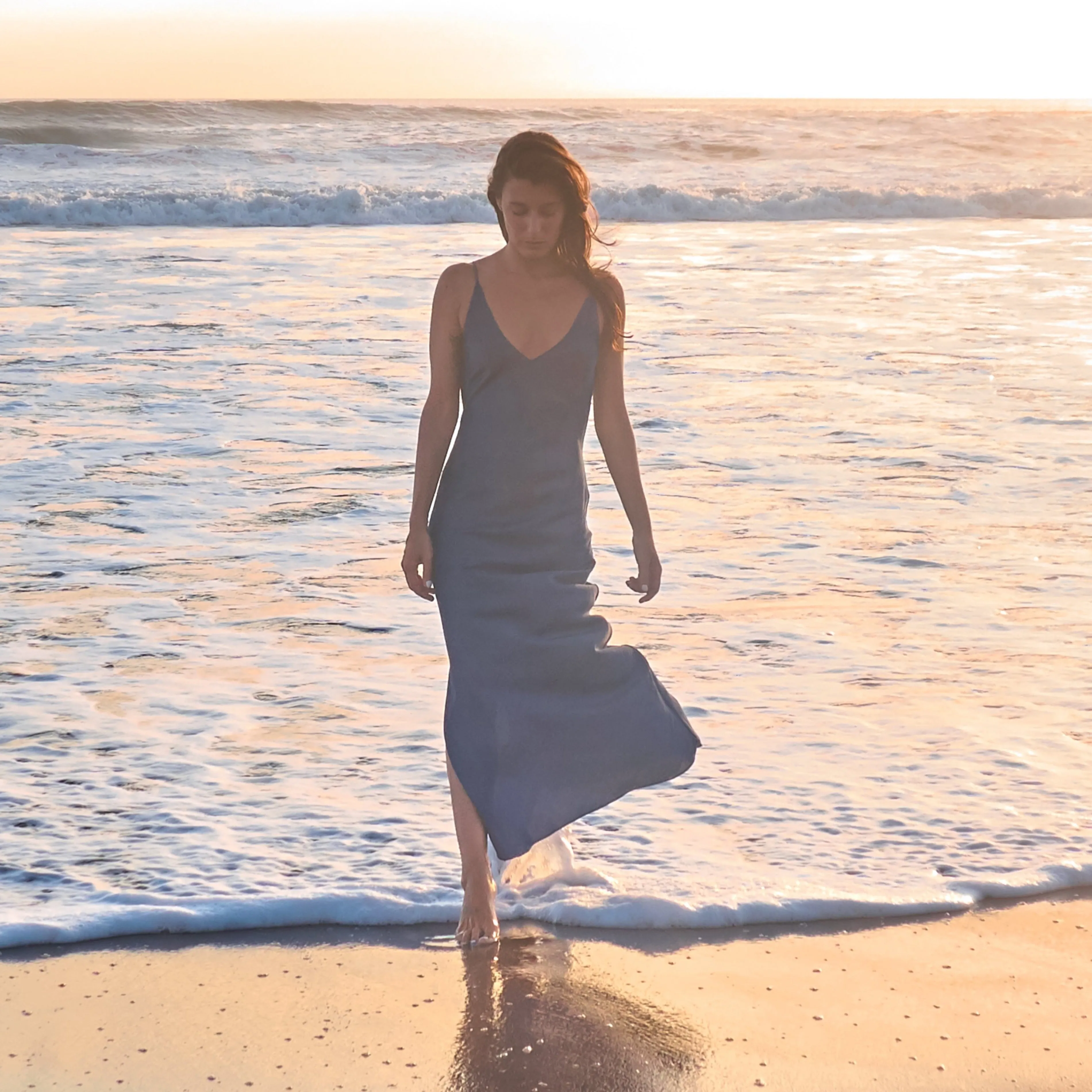 RINKI V LONG SLIP DRESS - Tencel Denim | Blue